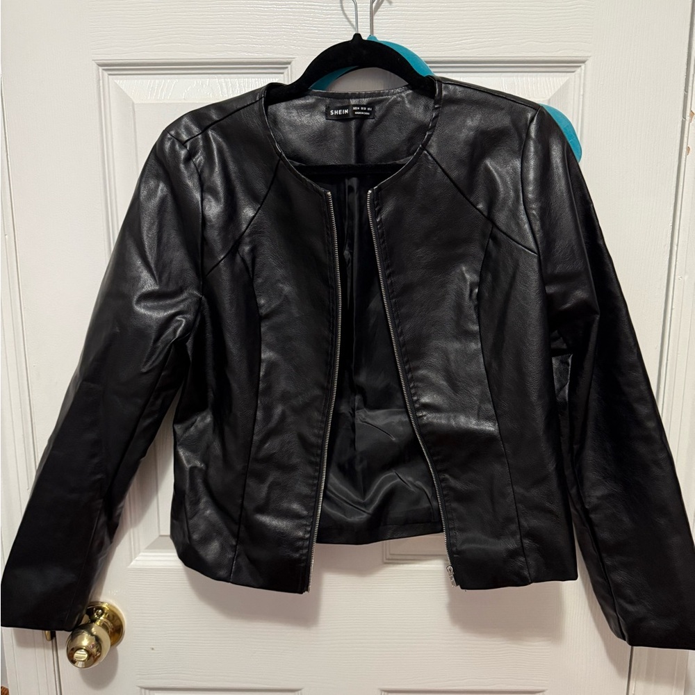 SHEIN Black Leather Jacket with Minimalist Design